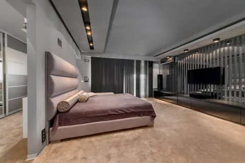 Zagreb, Šalata – Luksuzan dizajnerski penthouse 253m2