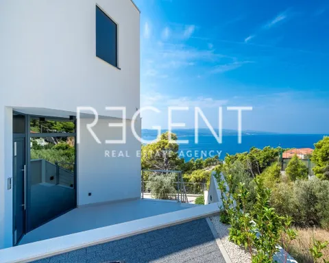 Makarska, Brela - Luksuzna vila s panoramskim pogledom na more 317 m2