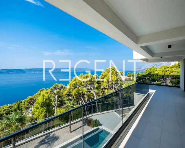 Makarska, Brela - Luksuzna vila s panoramskim pogledom na more 317 m2
