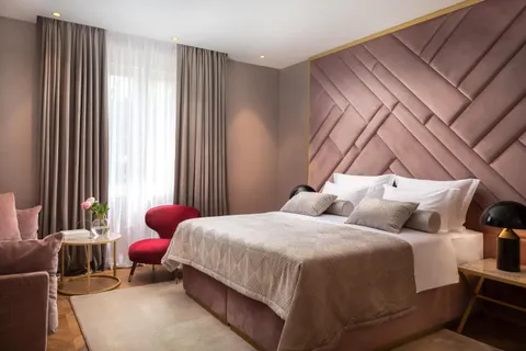 Split, Centar– Ekskluzivni apartman u srcu grada s tri jedinice