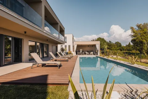 Istra, Vabriga – Moderna vila s bazenom u blizini mora