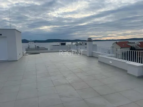 Zadar, Sukošan - Luksuzan penthouse 172 m2 novogradnja