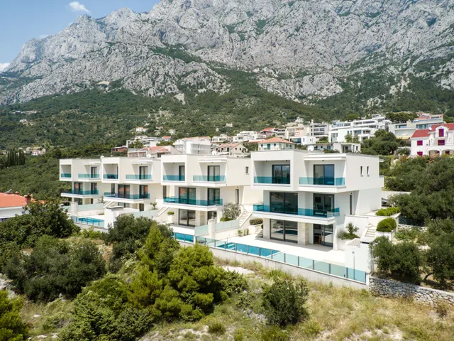 Makarska – Kompleks novoizgrađenih luksuznih vila