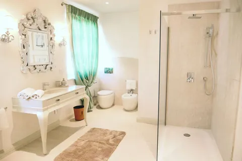 Istra, Vabriga - Raskošna i elegantna vila 288 m2