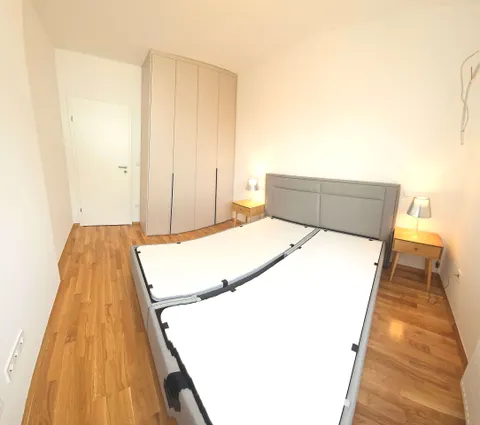 Zagreb, Pantovčak - Četverosoban stan s terasom + garaža 118 m2, Prvi najam