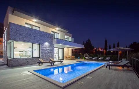 Split, Solin – Spektakularna kuća s pogledom na more