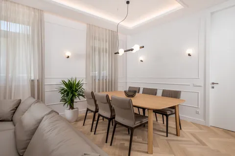 Opatija, Centar - Luksuzan stan u vili na jedinstvenoj lokaciji, 91 m2