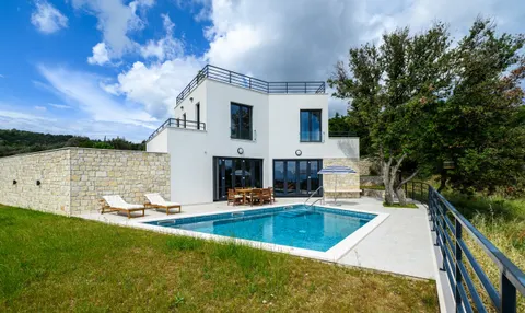 Brač, Škrip - Prekrasna kuća za odmor u netaknutoj prirodi 138 m2