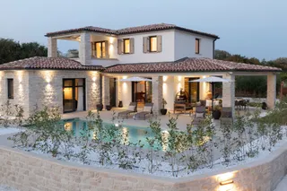 Istra, Poreč - Elegantna kamena kuća s bazenom