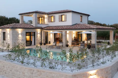 Istra, Poreč - Elegantna kamena kuća s bazenom