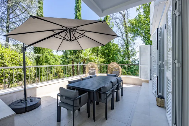 PRIVATNO: Kvarner, Opatija - Luksuzna vila na prekrasnoj lokaciji