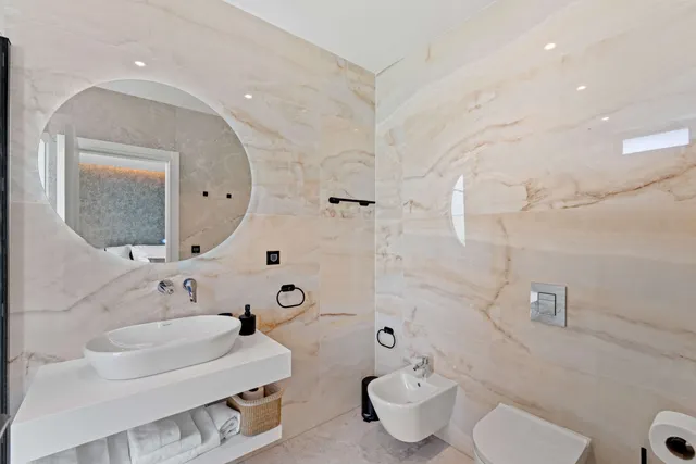Istra, Poreč – Dizajnerska vila s pogledom na more 310 m2