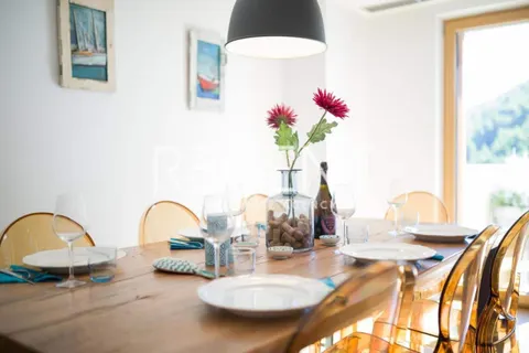 Hvar- kamena vila unikatnog dizajna 250m2