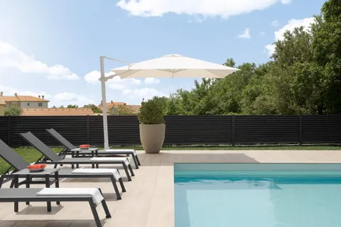 Istra, Ližnjan - luksuzna vila s privatnim bazenom 400m2