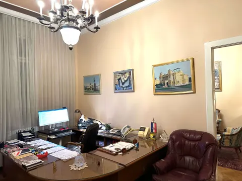 Zagreb, Centar – Građanski stan 244 m2 NOVA CIJENA