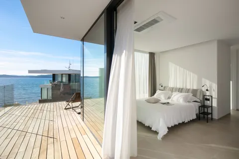Sukošan – Luksuzna moderna vila s bazenom 495 m2