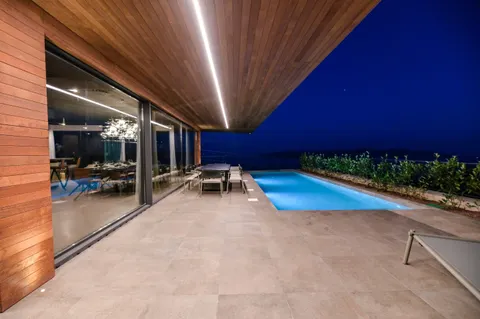 Kvarner, Opatija – Moderna vila s panoramskim pogledom 560 m2