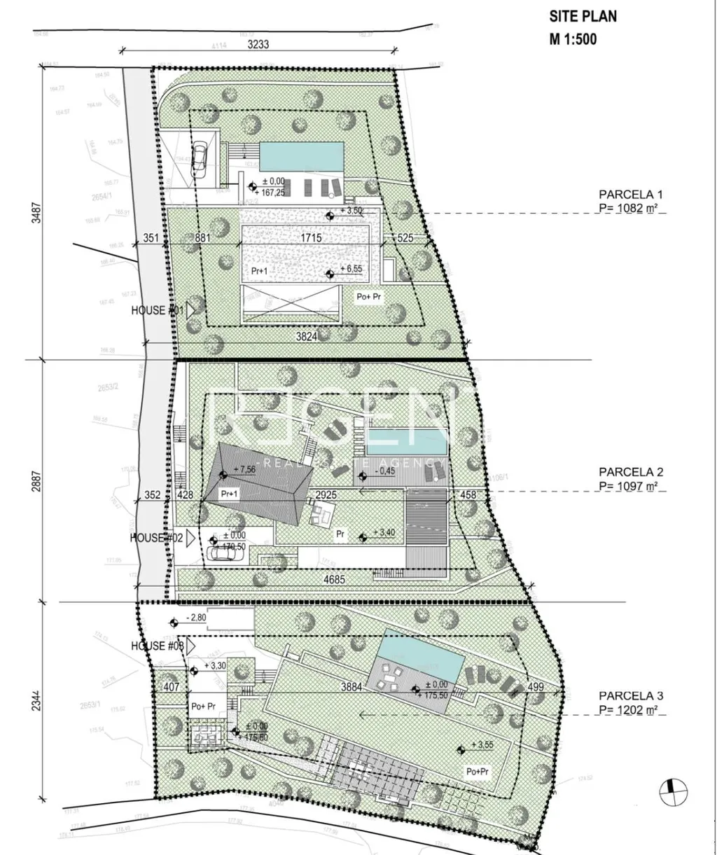 Hvar – Zemljište s projektom za tri luksuzne vile