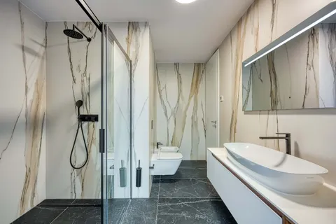 Opatija - Ekskluzivan penthouse s krovnom terasom , NOVOGRADNJA