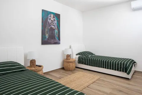 Istra, Medulin - Prekrasna villa s wellnessom NKP 190 m2 nadomak mora