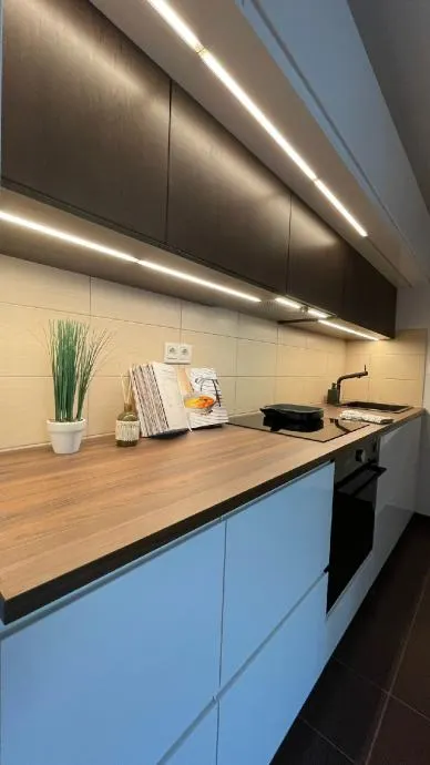Split, Skalice - Dvosoban stan s loggiom 60 m2