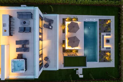 Istra, Poreč – Dizajnerska vila s pogledom na more 310 m2