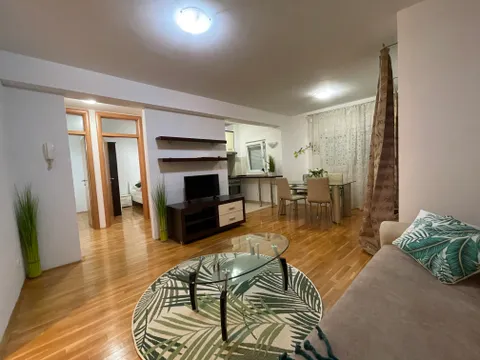 Čiovo – Trosoban stan 60 m², 1. red do mora