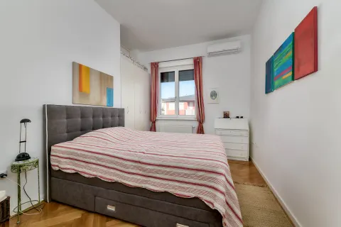 Zagreb, Jarun - Moderna kuća s bazenom uz jezero, 400 m2