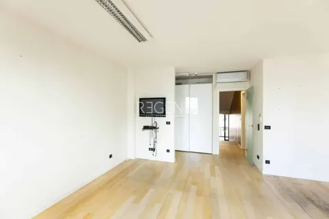 Zagreb, Špansko, Nova Galerija - Moderan trosobni stan novogradnja
