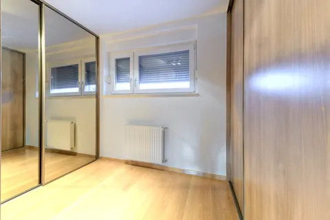 Zagreb, Lašćina – Obiteljska kuća na vrhunskoj lokaciji 395 m2