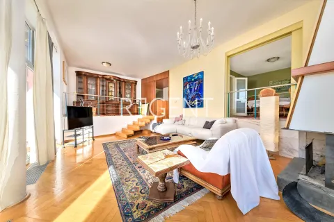 Zagreb, Šestine - Obiteljska vila okružena zelenilom 550 m2