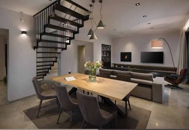 Istra, Višnjan – Vila 250 m2 na parceli od 1659 m2 top lokacija