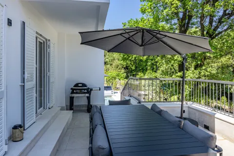 PRIVATNO: Kvarner, Opatija - Luksuzna vila na prekrasnoj lokaciji