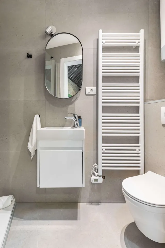 Brač, Pučišća - Prekrasna kamena vila 120 m2