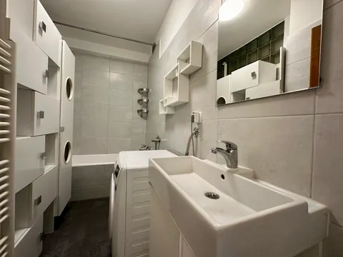 Zagreb, Mlinovi - Moderan trosoban stan 70 m2