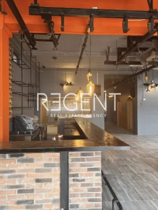 Trogir - Stambeno poslovna zgrada 1380 m2 s pripadajućim zemljištem na izvrsnoj lokaciji