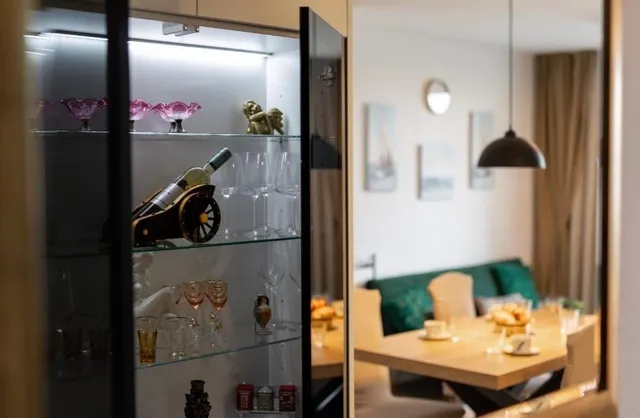 Split, Plokite - Dvosoban stan sa loggiom 60 m2 DUGOROČAN NAJAM