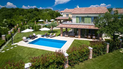 Krk - Luksuzna vila za najam 150 m2