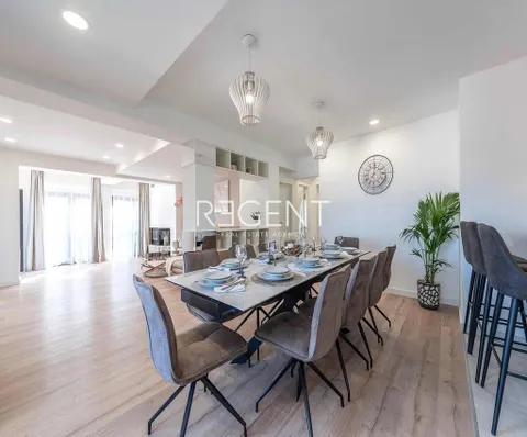 Zadar, Posedarje - Vila prvi red uz more 300 m2