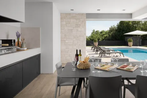 Istra, Ližnjan - luksuzna vila s privatnim bazenom 400m2