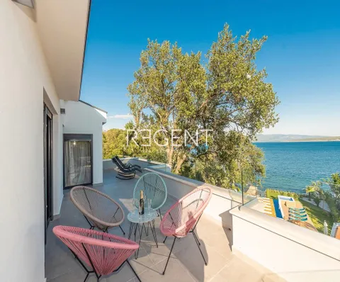 Zadar, Posedarje - Vila prvi red uz more 300 m2
