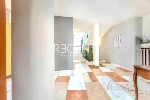 Zagreb, Šestine - Obiteljska vila okružena zelenilom 550 m2