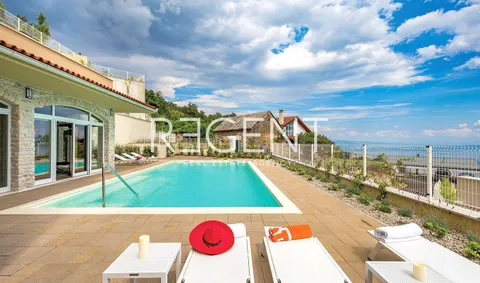 Opatija, Veprinac – Luksuzna vila na parceli od 1076 m2