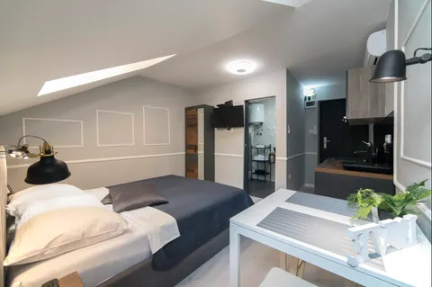 Zagreb, Trg bana Josipa Jelačića - Dvosoban stan 38 m2