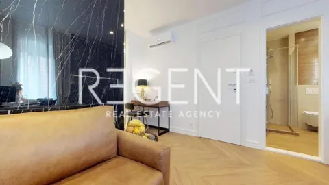 Split, Centar - Dioklecijanova Palača dva studio apartmana 65 m2