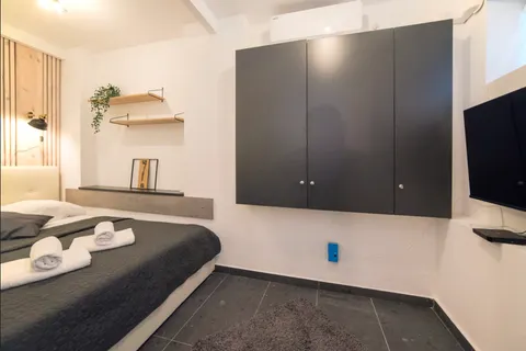 Zagreb, Cvjetni trg - Dvosoban stan 41 m2