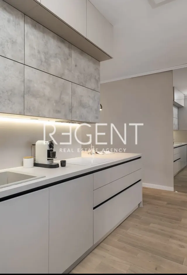 Split, Spinut - Penthouse za dugoročan najam 78 m2