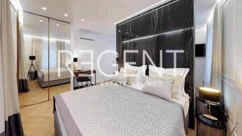 Split, Centar - Dioklecijanova Palača dva studio apartmana 65 m2