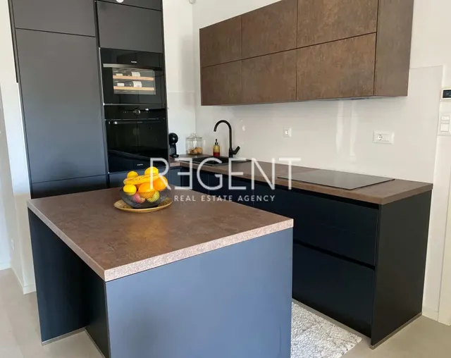 Split, Žnjan - Jednosobni stan u blizini mora, 45 m2