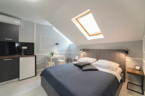 Zagreb, Trg bana Josipa Jelačića - Dvosoban stan 38 m2